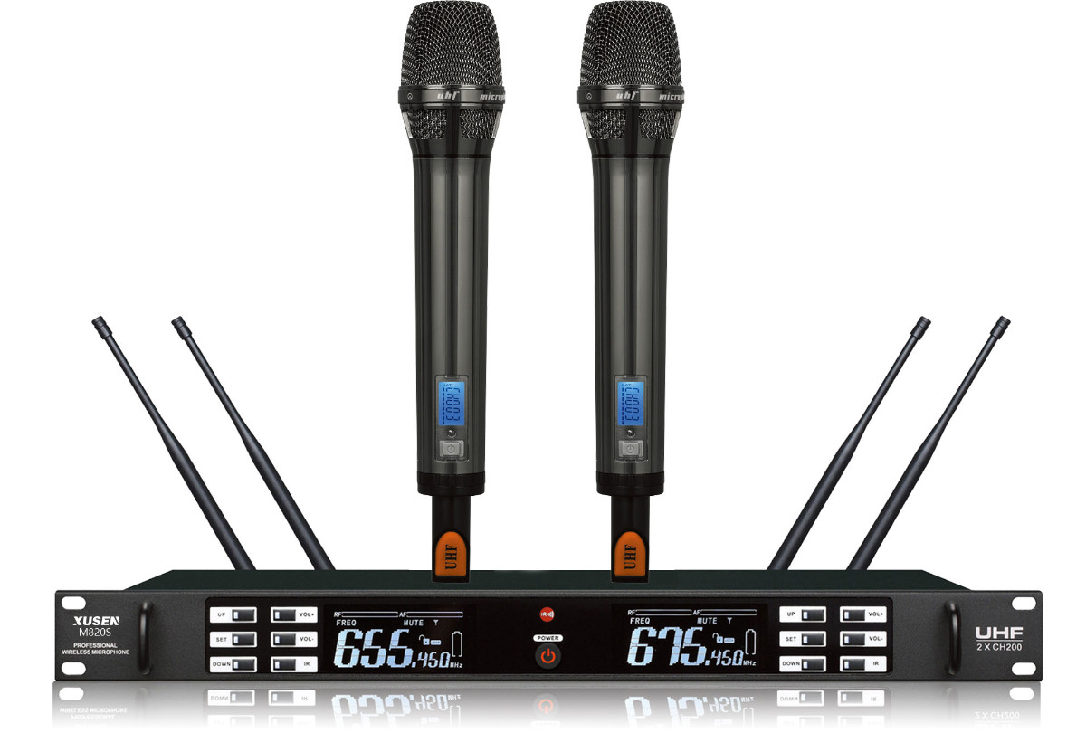 M820S Dual Handheld Wireless Microphone